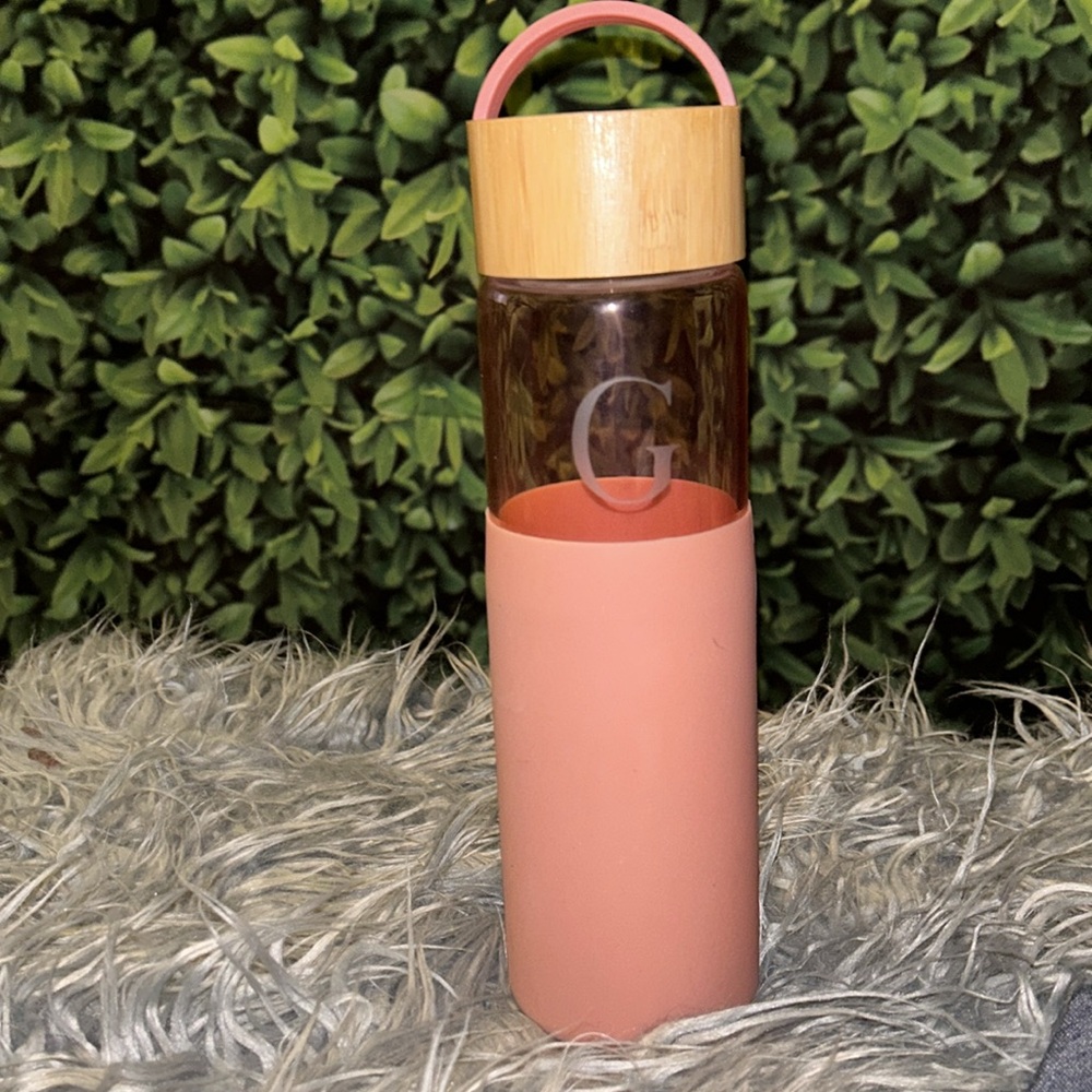 ANTHROPOLOGIE Monogrammed Letter “G” Glass Water Bottle New